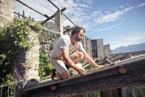 roofer working
